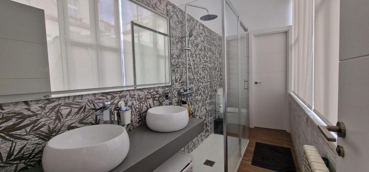 Remanso De Luz Y Silencio En La Puerta Del Sol Apartment Madrid Ngoại thất bức ảnh